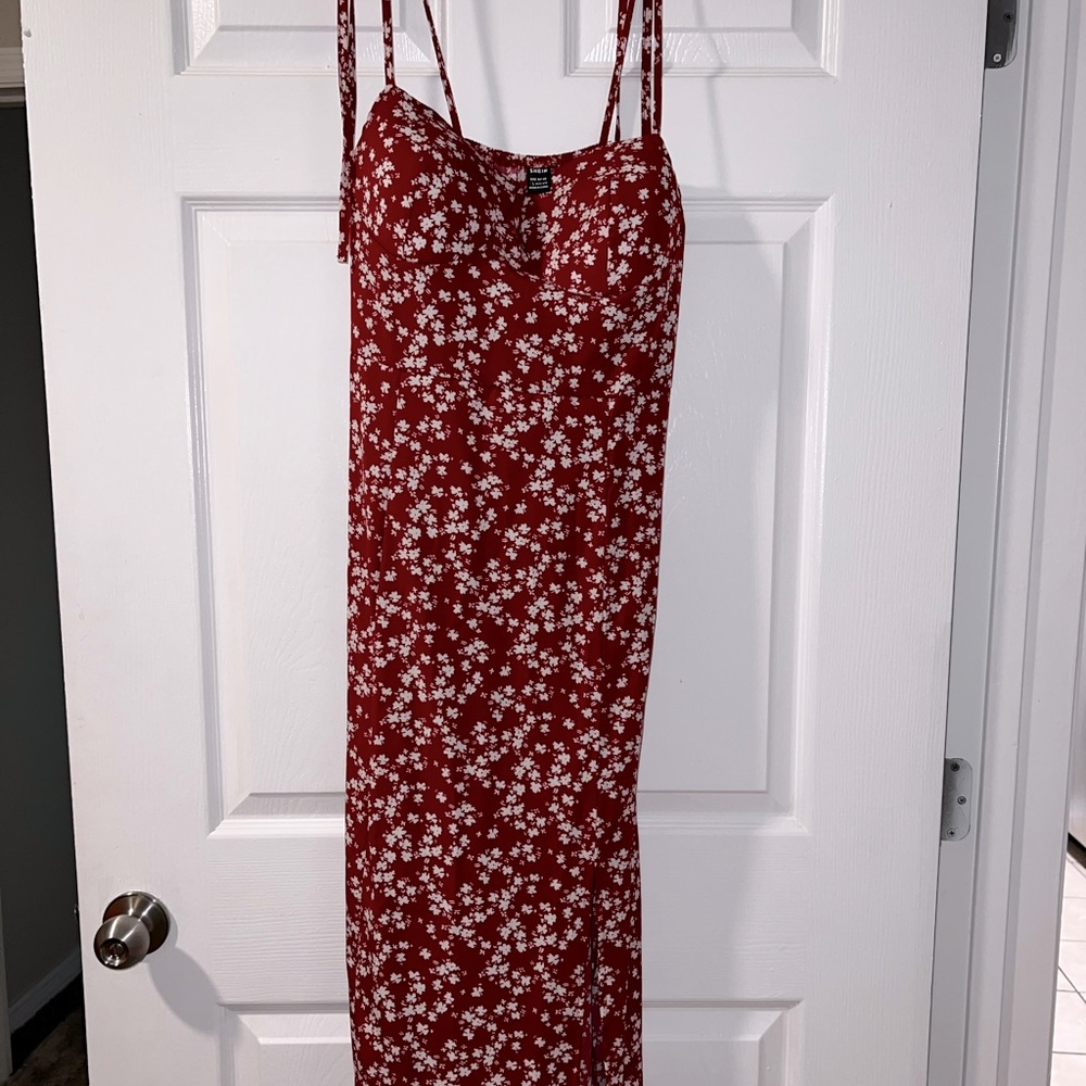 SHEIN Burgundy Red Floral Spaghetti Strap Maxi Dress